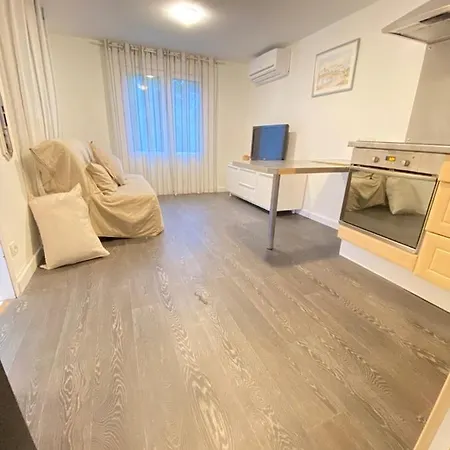 60 M2 *