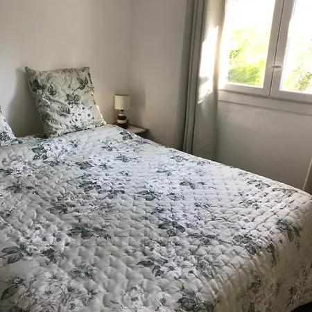 60 M2