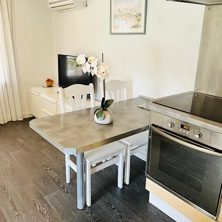 Alpesi faház 60 M2 Roquebrune-sur Argens